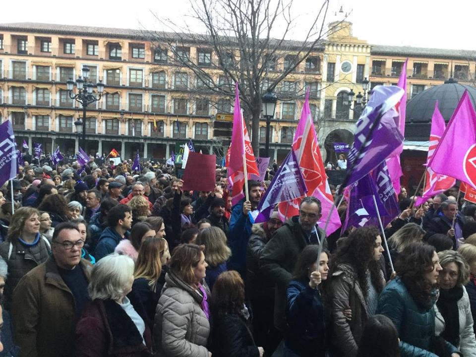 Masiva participación de las empleadas y los empleados públicos en los